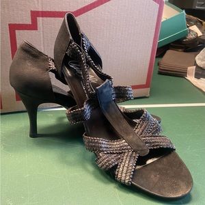 Donald J. Pliner black strappy heels size 10